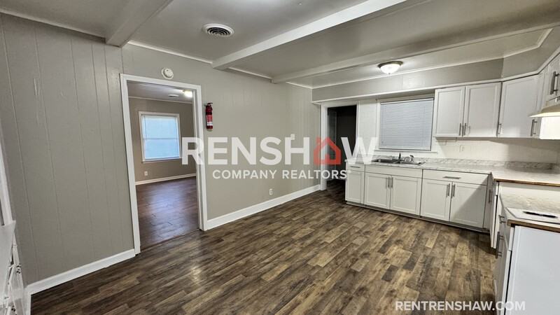 1330 Victor Dr - Photo 7 of 20
