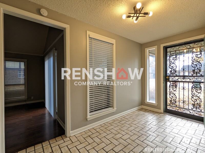 6936 Briarhill Dr - Photo 2 of 24