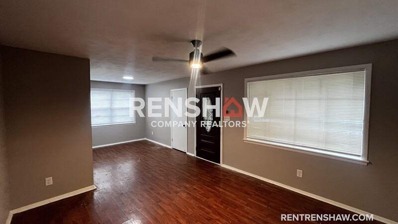 2310 Theda Ave - Photo 4 of 16