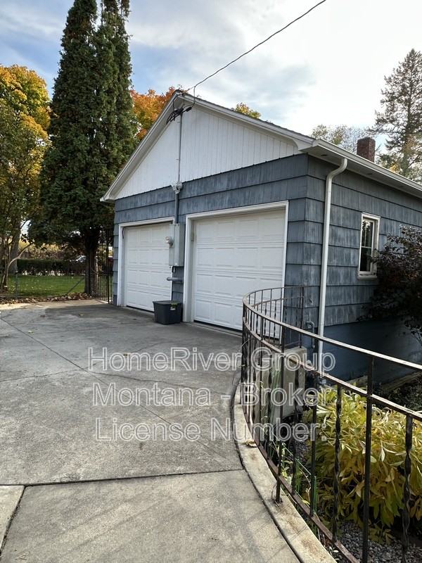909 Longstaff St - Photo 4 of 36