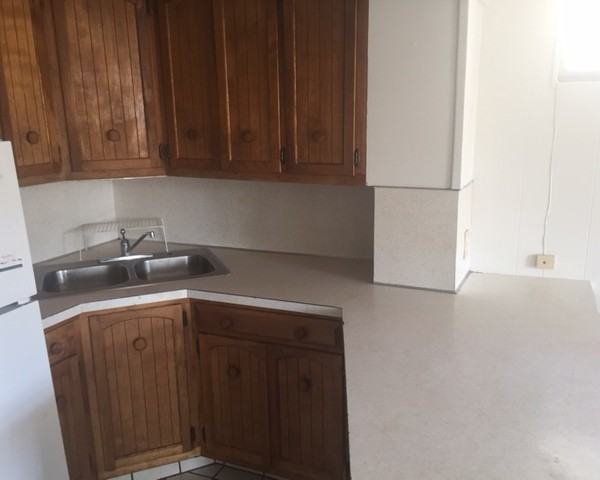 234 E 100 N - Photo 3 of 6