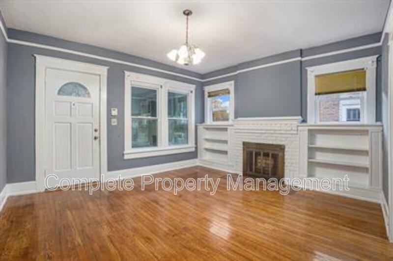 728 41st St - Photo 4 of 20