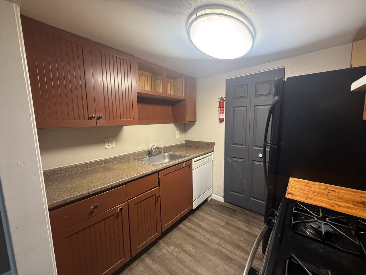 Chip Village: 1825 S Crawford Dr - Photo 3 of 29
