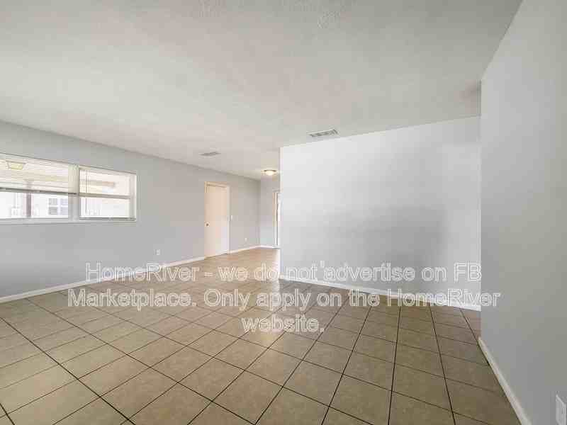 121 Longfellow Rd - Photo 7 of 24