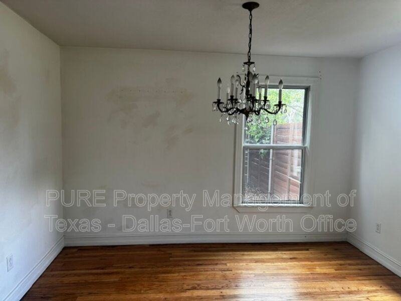 2021 Bluebonnet Dr - Photo 4 of 24