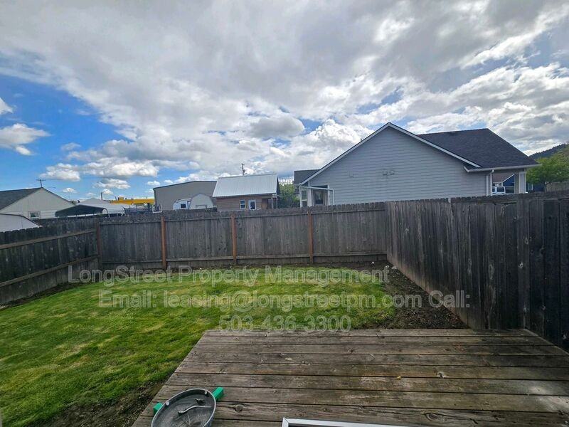 1806 College St - Photo 4 of 31