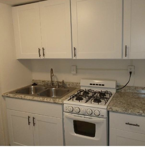 621 13th Street - Photo 2 of 8