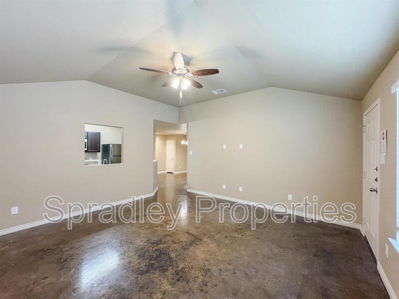1004 San Saba Ct Apt A - Photo 2 of 14
