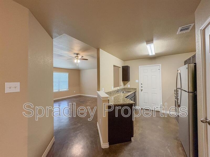 1004 San Saba Ct Apt A - Photo 4 of 14