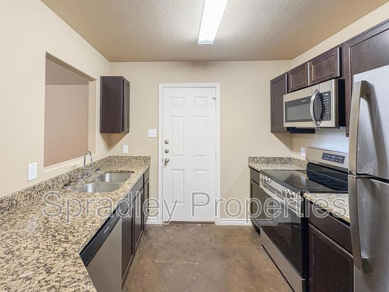 1004 San Saba Ct Apt A - Photo 5 of 14