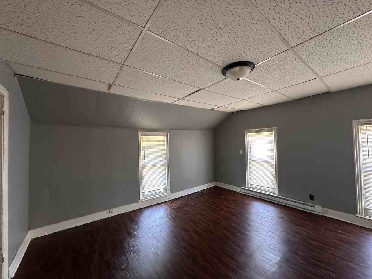 140 1/2 East 6th Avenue - Photo 4 of 8