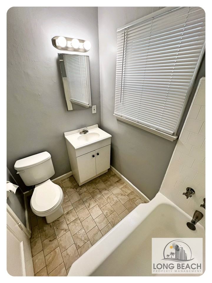1162 East 3rd Street #3 - Photo 5 of 8