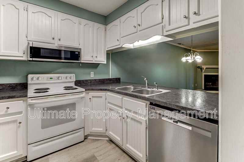 3958 Echo Farms Blvd - Photo 3 of 25