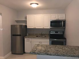 6Plex 1479 NW 16 ST - Photo 1 of 1