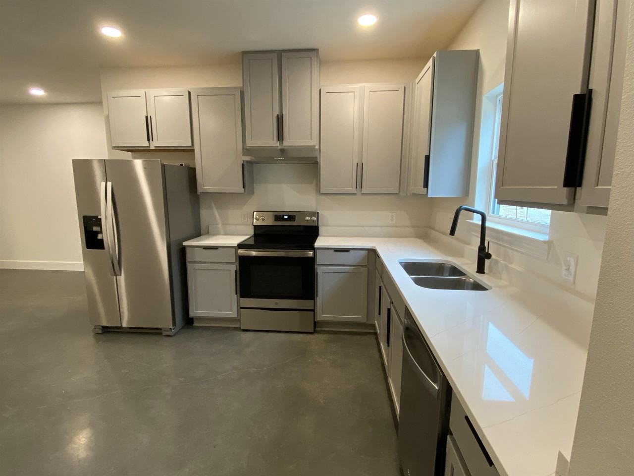 1932 Cambridge Village - Photo 5 of 15