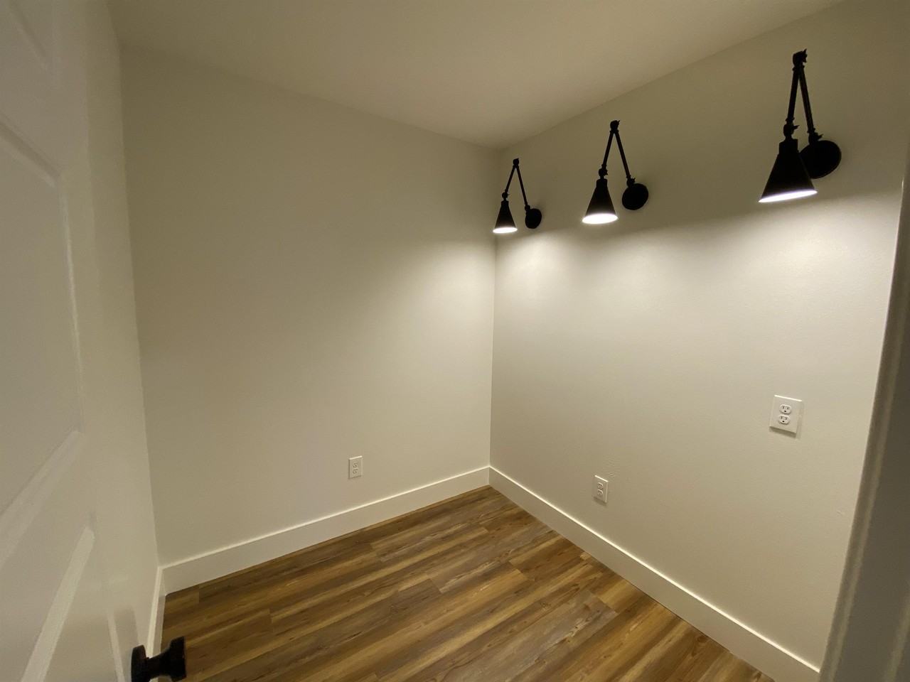 1932 Cambridge Village - Photo 6 of 15