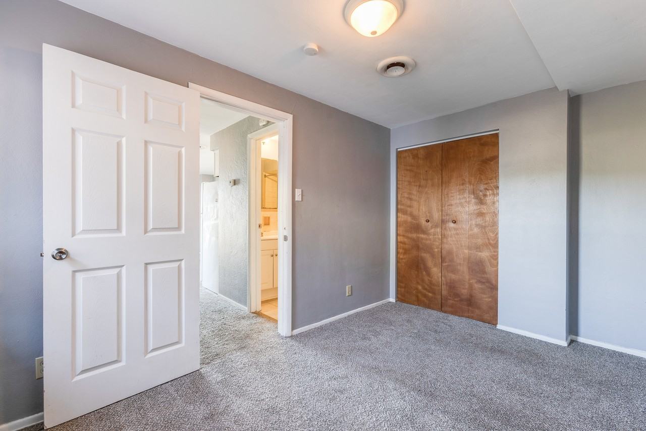 7408 Washington Avenue - Photo 7 of 27