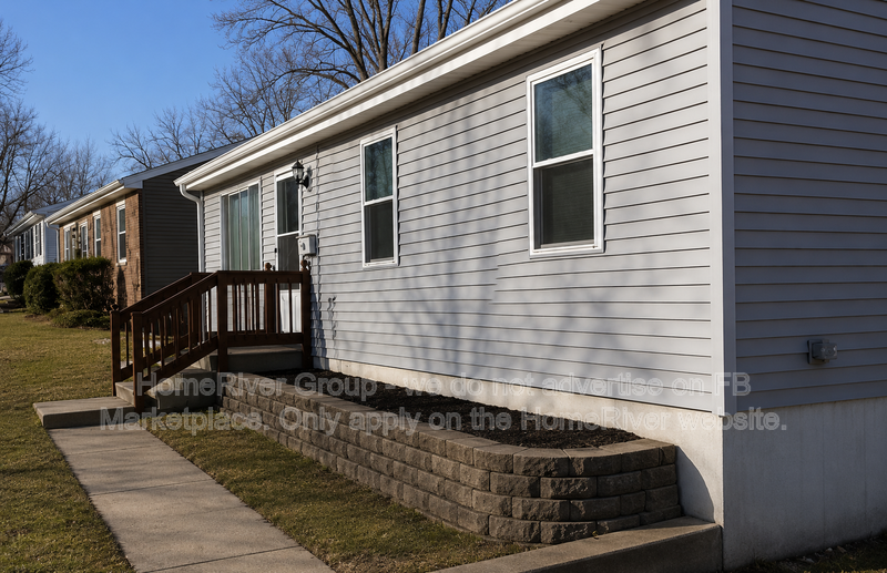 8030 Ne 50th St - Photo 5 of 8