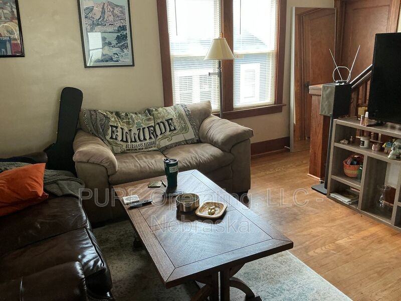 5828 Miami St - Photo 6 of 36