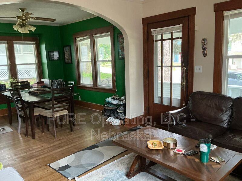 5828 Miami St - Photo 7 of 36