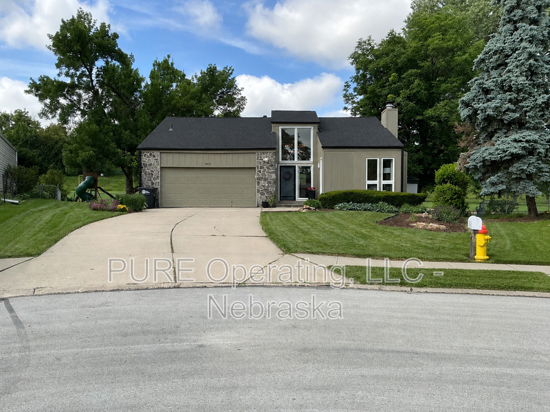 10635 Spaulding Cir - Photo 2 of 26