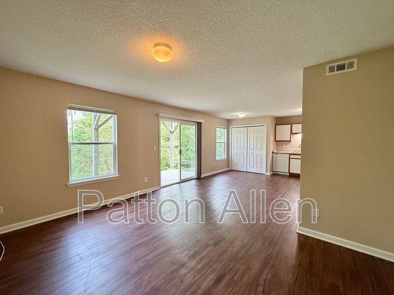 25 Maybelle Ln - Photo 2 of 23