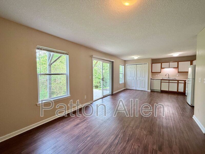 25 Maybelle Ln - Photo 3 of 23