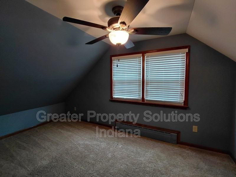625 E South St - Photo 7 of 20