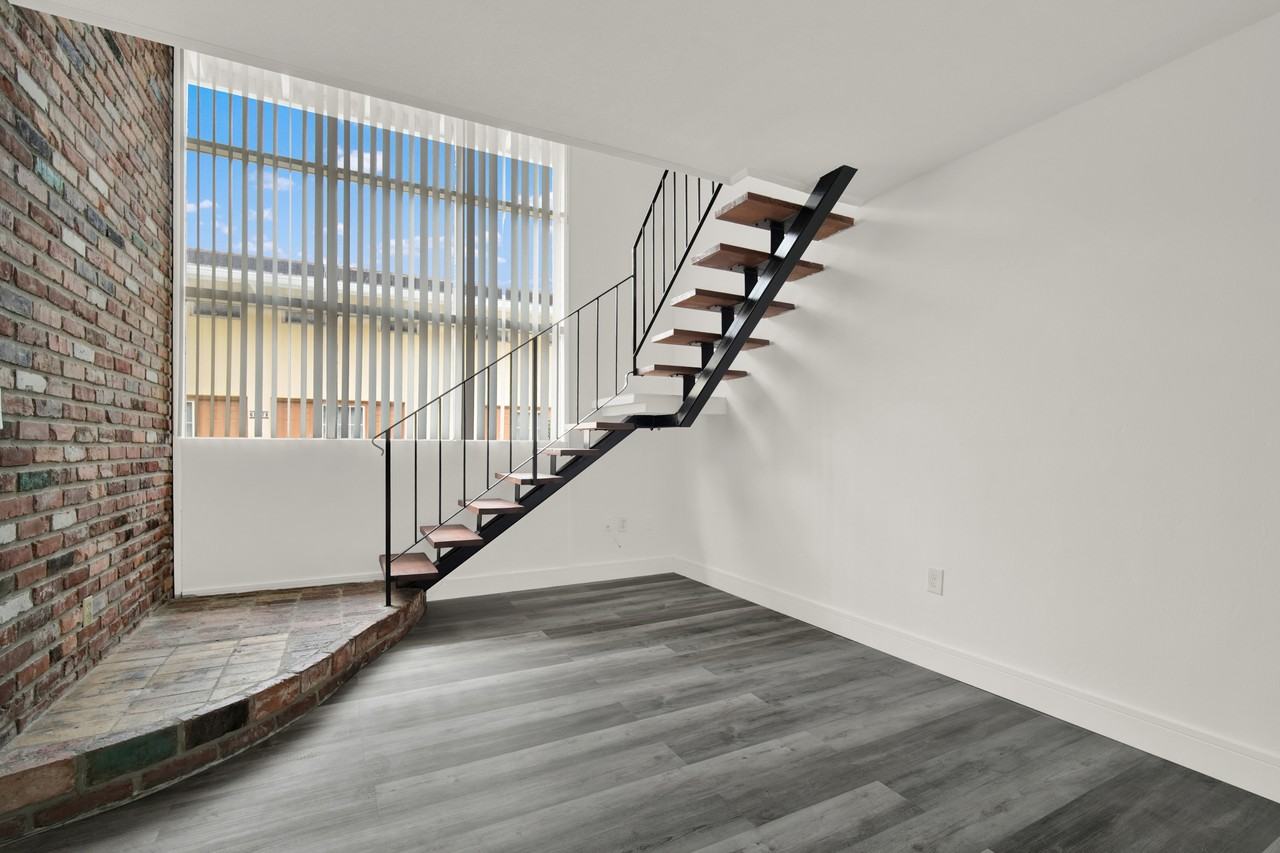 134 Salamanca Ave. - Photo 5 of 15