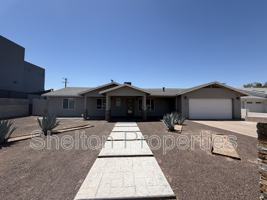 featured image of 3129 E Turney Ave