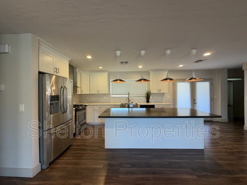 3129 E Turney Ave - Photo 6 of 27