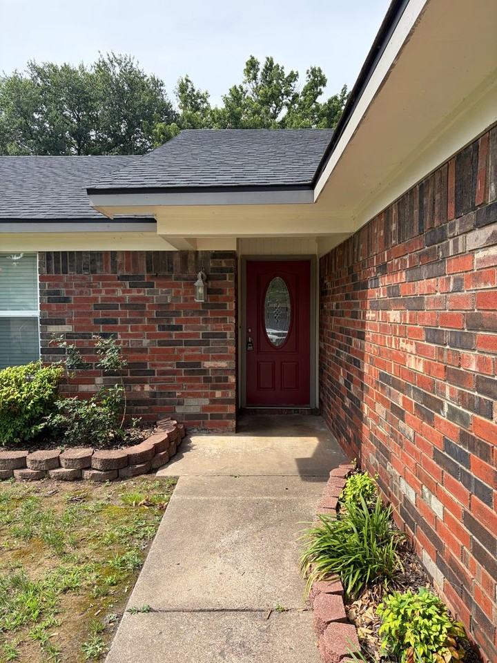 9313 Houston St - Photo 3 of 22