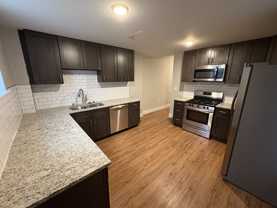 1621-31 Oak St Columbus, OH 43205 - Photo 1 of 1