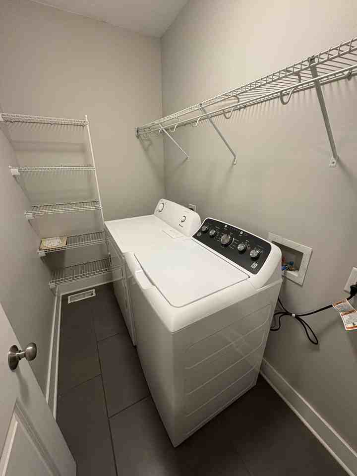 1621-31 Oak St Columbus, OH 43205 - Photo 5 of 11