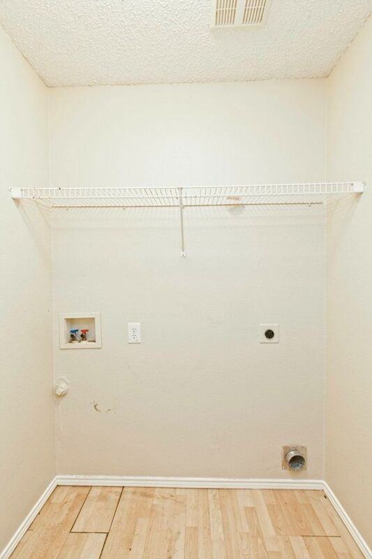 1118 Water Oak Way - Photo 7 of 38
