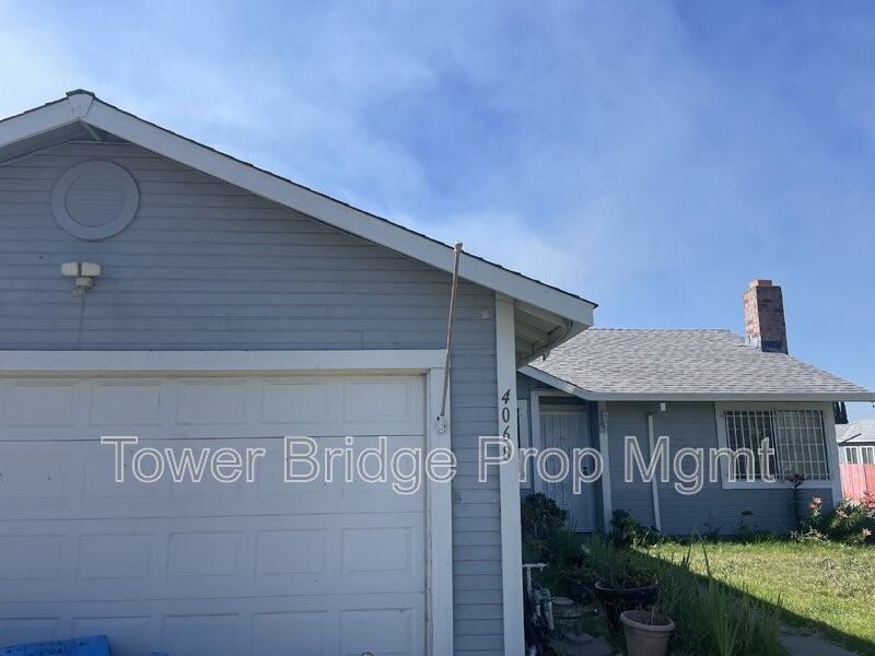 4068 Fawn Cir - Photo 2 of 17