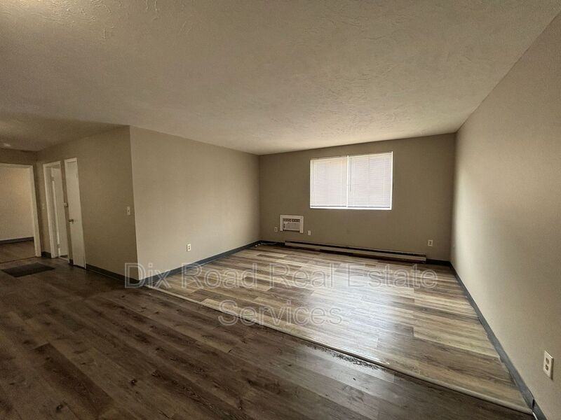 430 Bellbrook Ave #10 - Photo 3 of 21