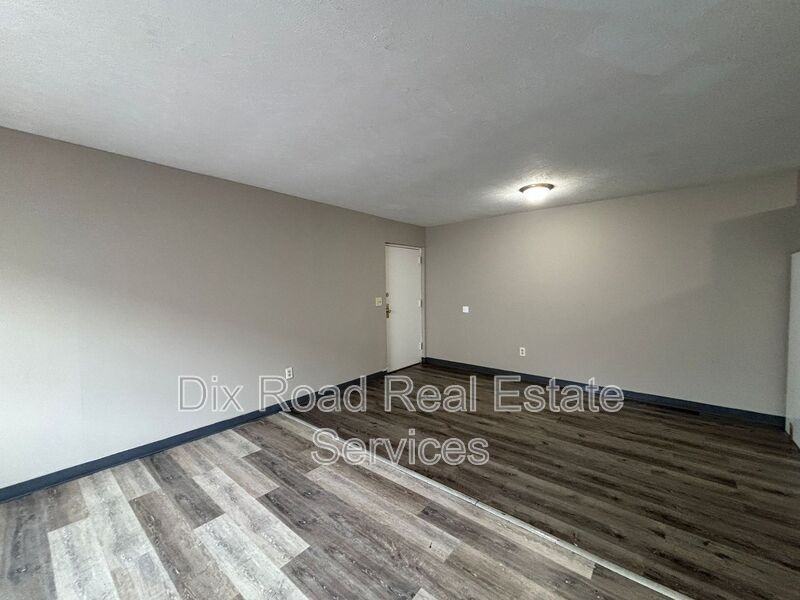 430 Bellbrook Ave #10 - Photo 5 of 21