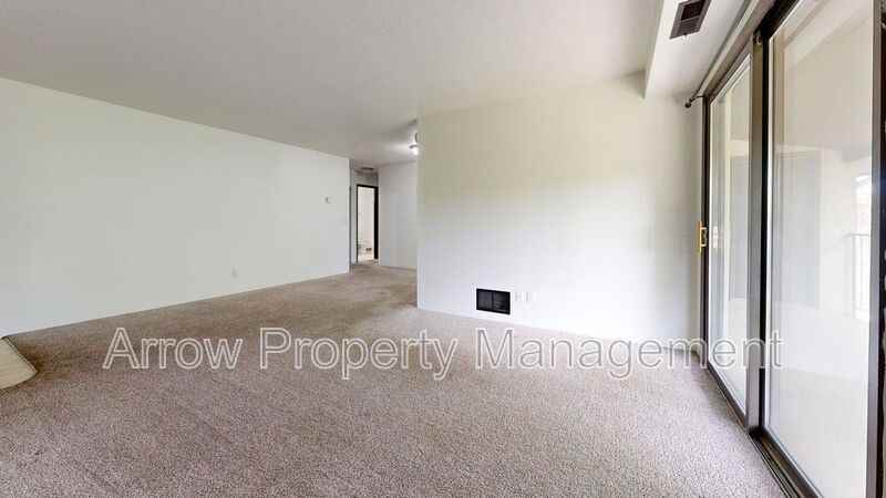 207 E Arbor Ave