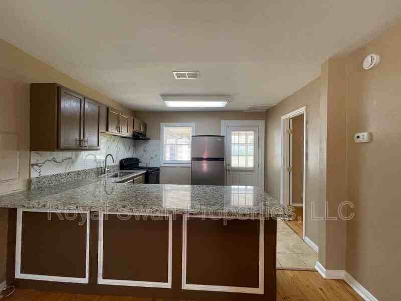 4520 Clubhouse Rd - Photo 5 of 12
