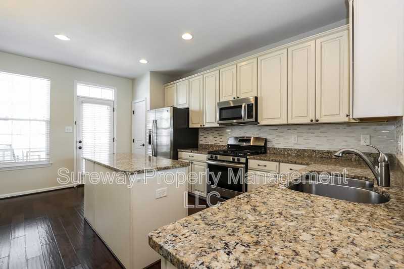 12 Stevens Ct - Photo 7 of 15