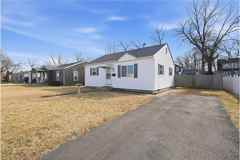 722 W Park Ave - Photo 1 of 1