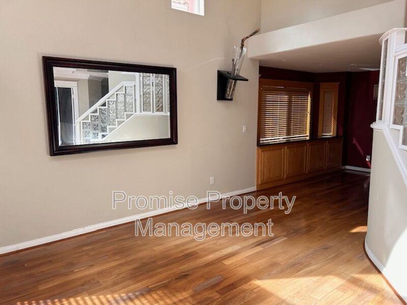 3176 San Helena Dr - Photo 2 of 26