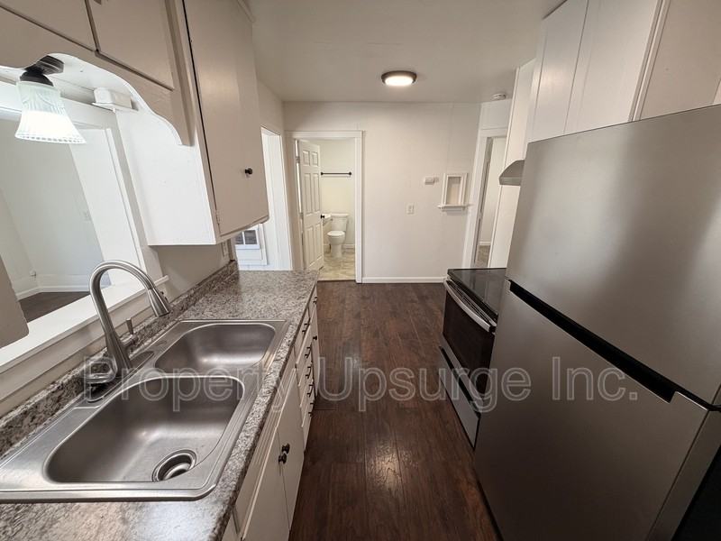 2408 Court Street St - Photo 2 of 21