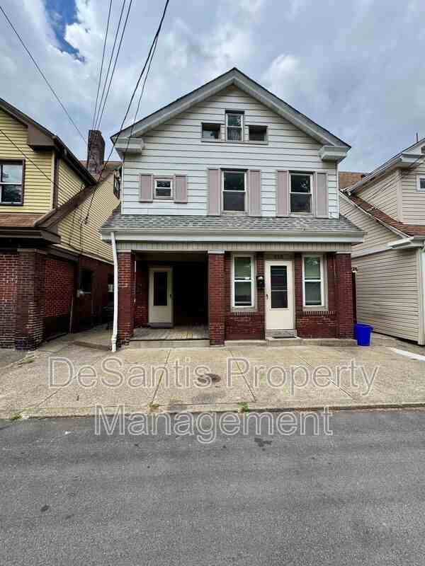 215 Spencer Ave - Photo 2 of 26