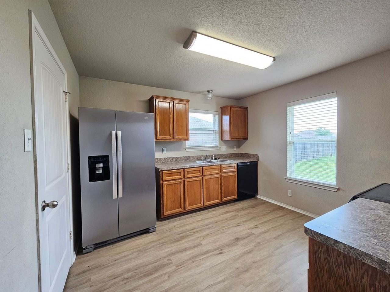 3804 Ida Dr - Photo 3 of 18