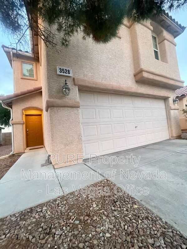 3528 Laguna Veneta Ave - Photo 2 of 35
