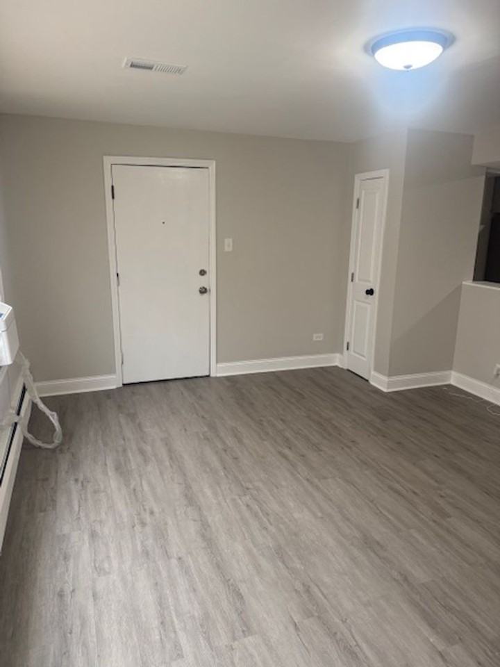 10340 S Walden Pkwy - Photo 5 of 10