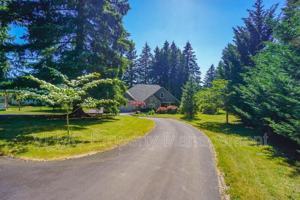 featured image of 23517 Ne 68th St
