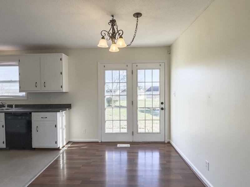 104 Waterford Dr #NA - Photo 4 of 16